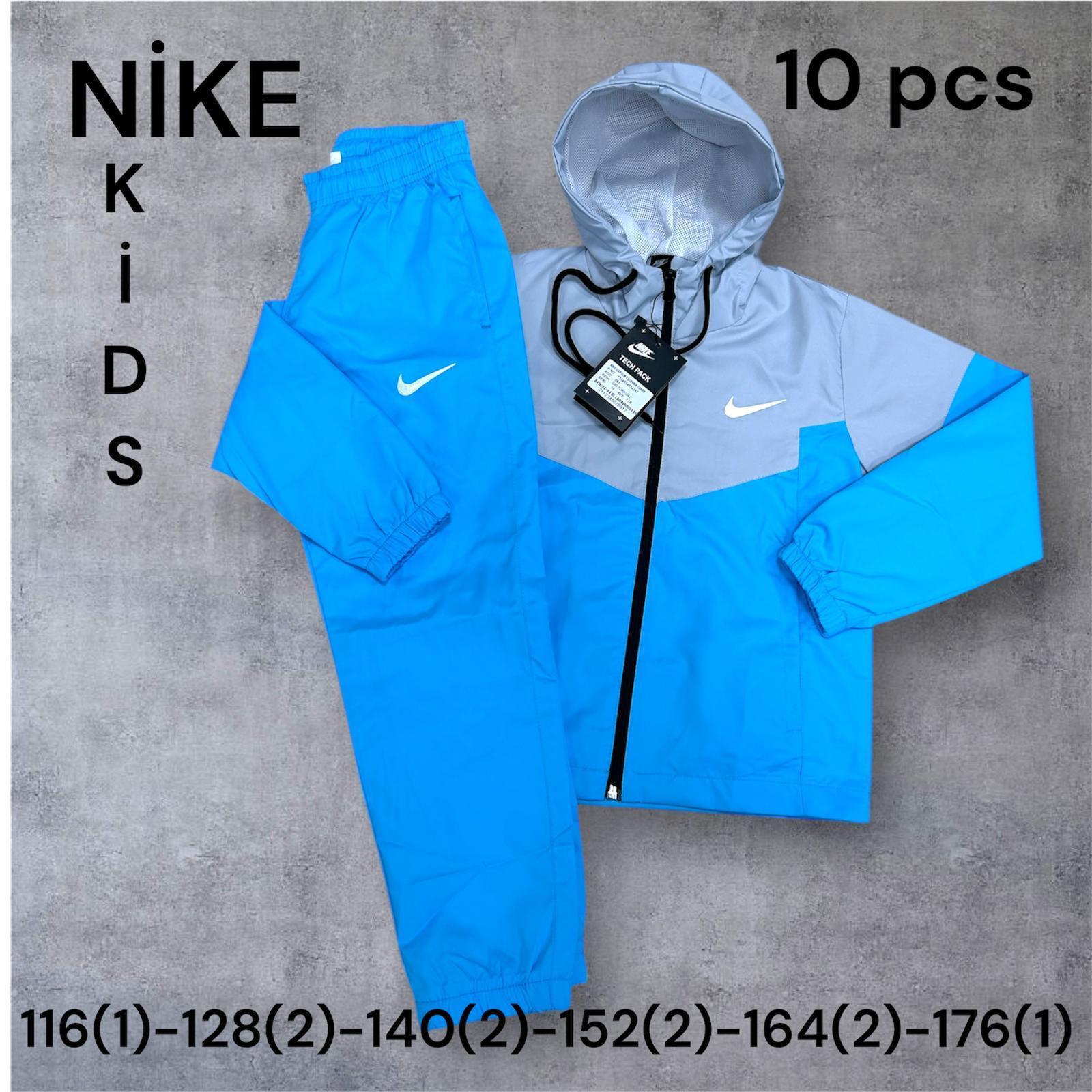 Mens tracksuits